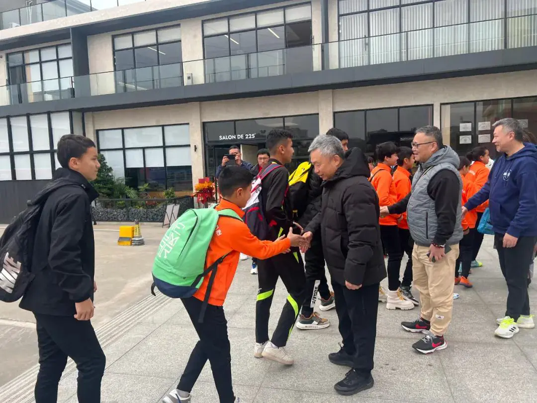 篮球训练技术动作视频下载教程_1
